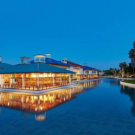 Portaventura Caribe: Unlimited Park Access & Ferrari Land Entry Hotel 4*