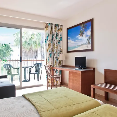 Hotel Portaventura Caribe - Includes Unlimited Access To Portaventura Park & 1 Access To Ferrari Land 4*