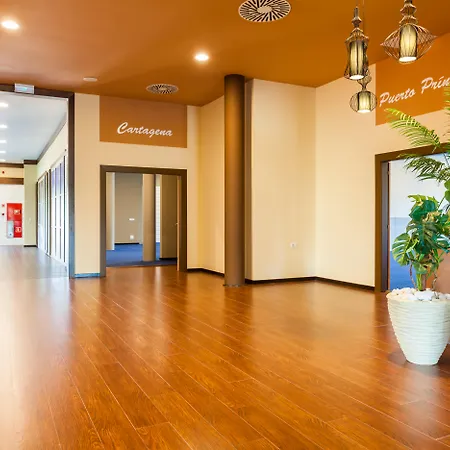 Portaventura Caribe - Includes Unlimited Access To Portaventura Park & 1 Access To Ferrari Land 호텔 살루