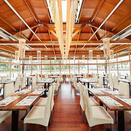 호텔 Portaventura Caribe - Includes Unlimited Access To Portaventura Park & 1 Access To Ferrari Land 4*