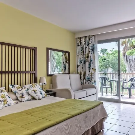Hotel Portaventura Caribe - Includes Unlimited Access To Portaventura Park & 1 Access To Ferrari Land 4*